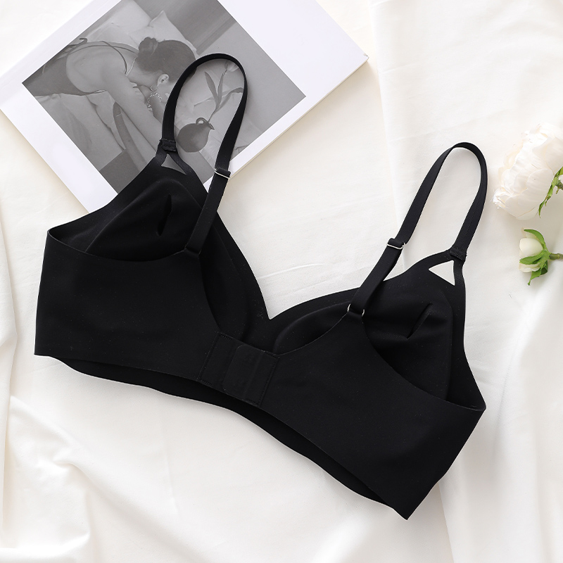 Seamless Removable-Pad Bra (BW162) — alternate colourway showing fabric, cup and trim coordination