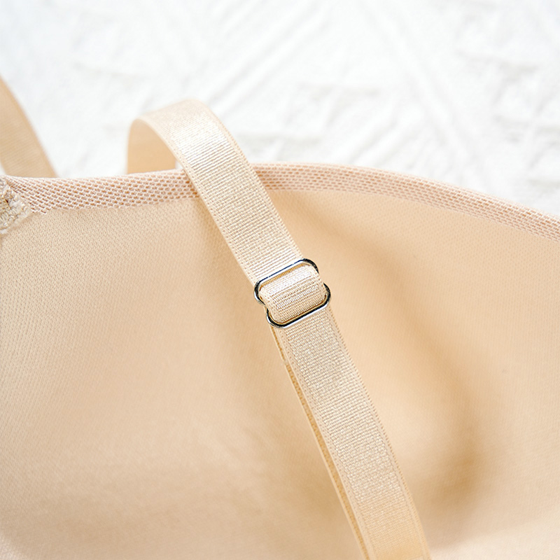 Push-Up Bra (382514) — fabric, elastic and finishing detail for a private-label bra range