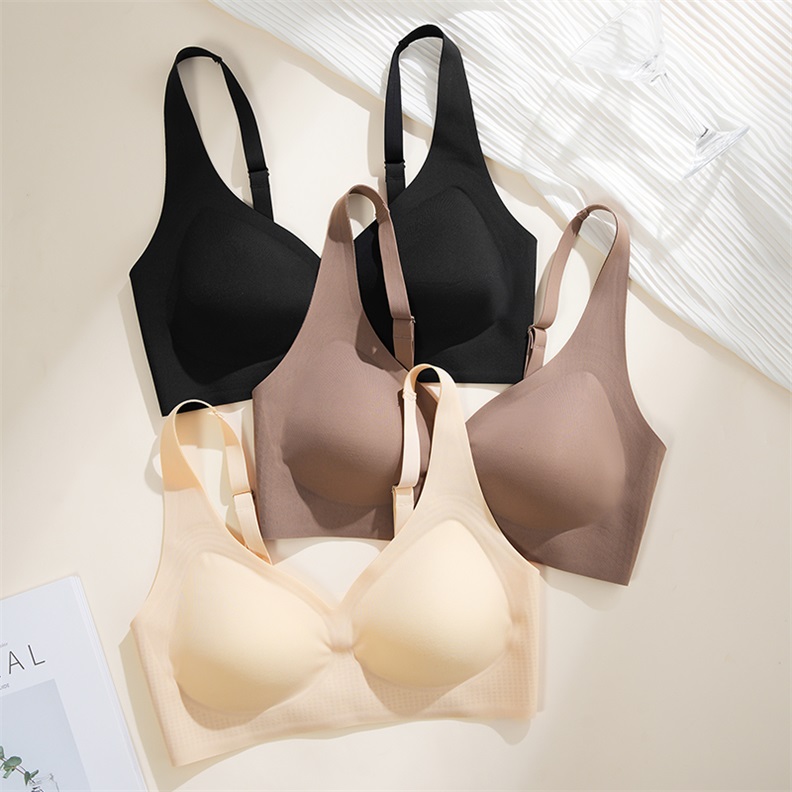Seamless Bra (BS133) — alternate colourway showing fabric, cup and trim coordination