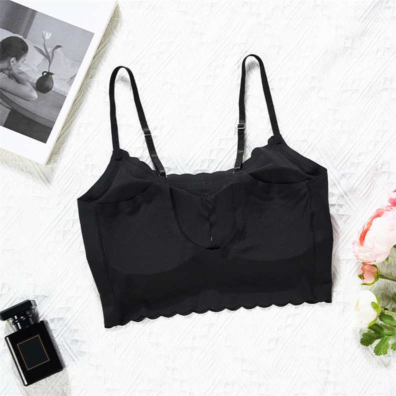 Seamless Backless Ribbed Bra (BW171) — close-up of cup edge, seam and soft-support construction