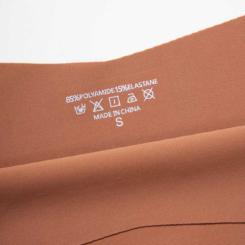 Seamless No-Show Low-Rise Thong (PS521) — alternate view showing low-rise fit and leg-opening coverage