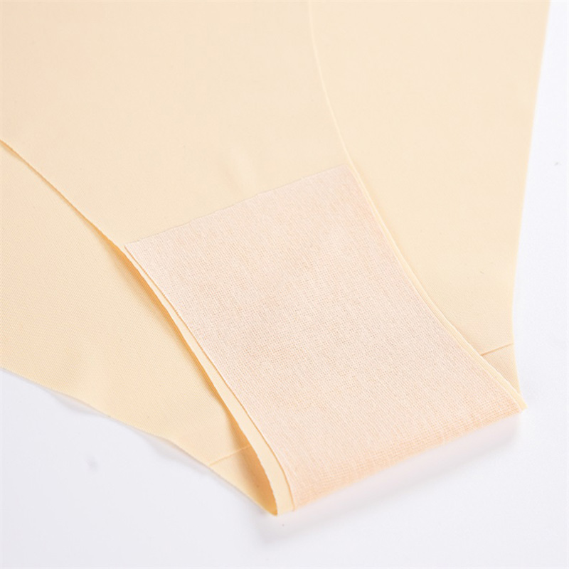 Seamless Mesh Low-Rise Panty (WH009) — fabric and recovery detail for custom panty development