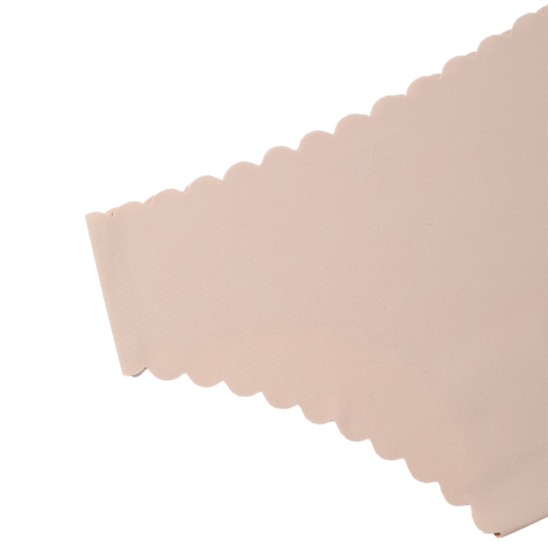 Seamless Low-Rise Panty (P0033) — gusset, seam and edge construction close-up