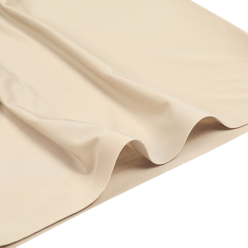 Seamless High-Waist Panty (T1584) — waistband and stretch-edge finishing detail
