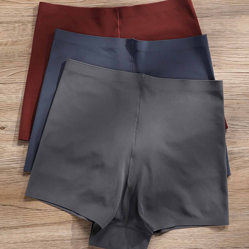Seamless High-Waist Boyshort (PD136) — gusset, seam and edge construction close-up