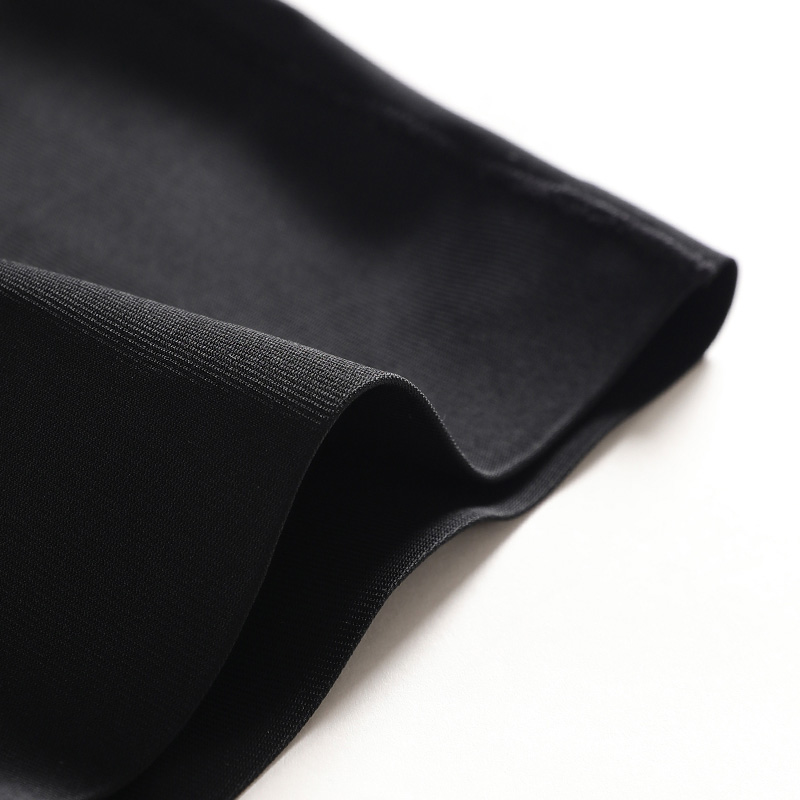Seamless Front-Closure Shapewear Bodysuit (SWS044) — alternate view showing front-closure construction and cup fit