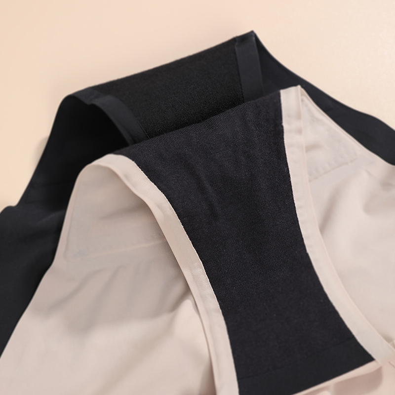 Seamless 4-Layer Leakproof Period Panty (A610) — fabric and seam detail for a private-label period panty