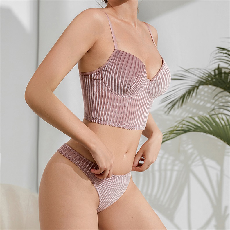 Ribbed Low-Rise Bra Set (BPS136) — side view showing matching bra and panty proportions