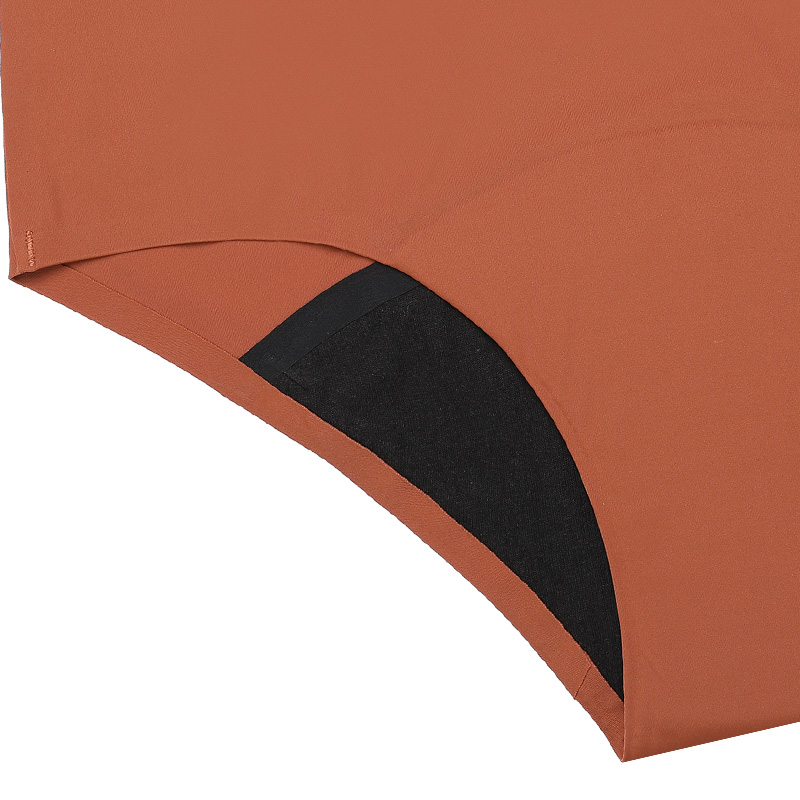 Seamless 4-Layer Leakproof Period Panty A1130-2 (A1130) — side-panel fit and leakproof edge finishing detail
