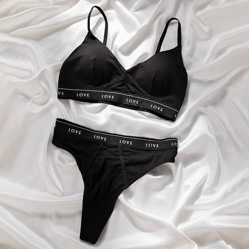 Lingerie Set (BPX137) — alternate colourway with lace placement and trim detail