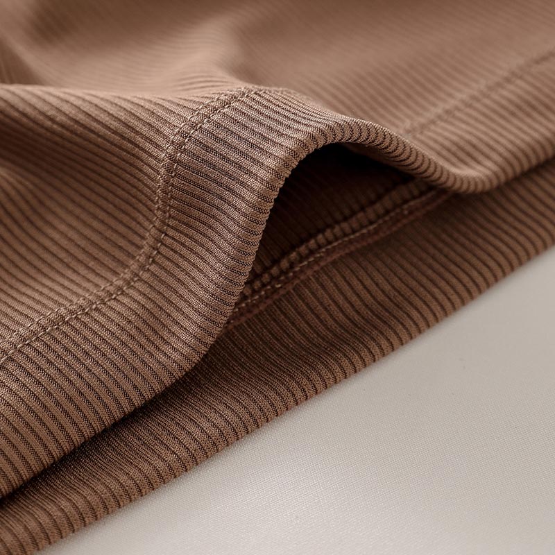 Seamless Removable-Pad Tank Bra (BX193) — alternate view showing removable-pad construction and cup shaping