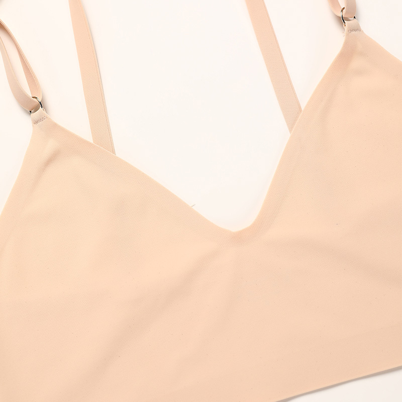 Seamless Bra Set (BPD109) — panty gusset and edge construction detail