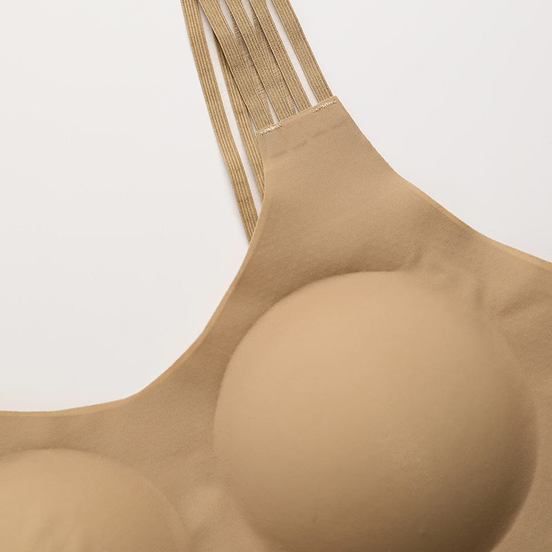 Seamless Removable-Pad Bra Set (BPS008) — coordinated fabric, lace and trim close-up