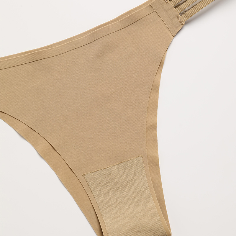 Seamless Removable-Pad Bra Set (BPS008) — panty gusset and edge construction detail