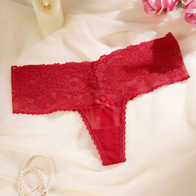 Lace Low-Rise Thong (PX408) — waistband and stretch-edge finishing detail