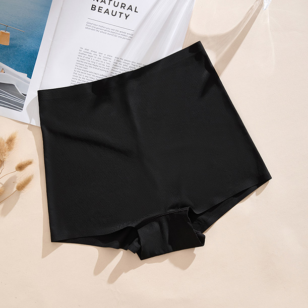 Seamless Ribbed Boyshort (PY795) — gusset, seam and edge construction close-up