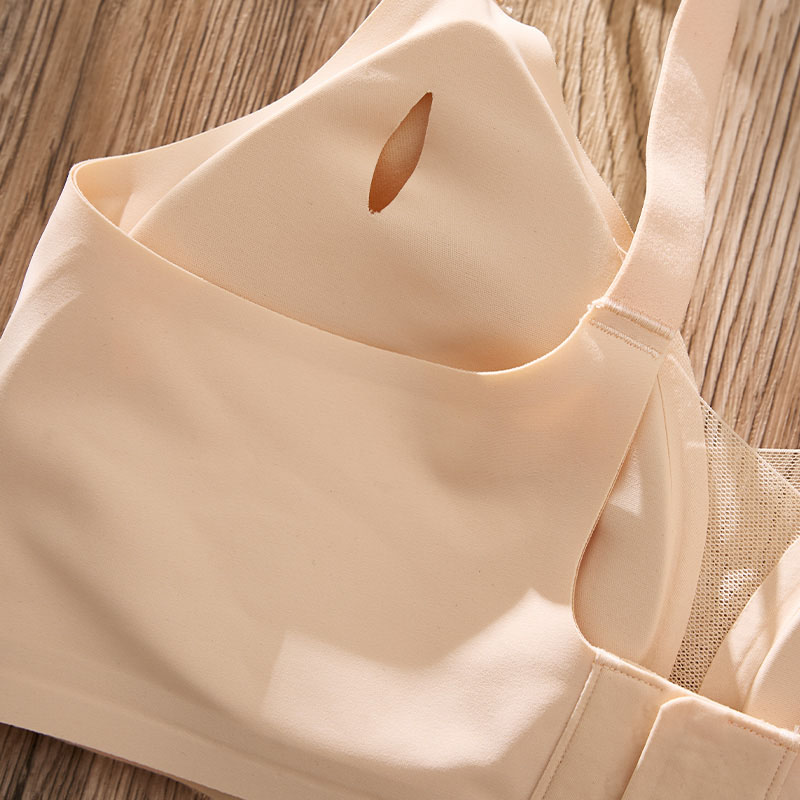 Seamless Wireless Removable-Pad Bra (CR-606) — fabric, elastic and finishing detail for a private-label bra range