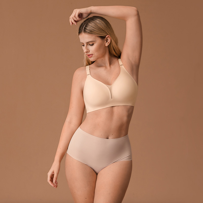 Seamless High-Waist Ribbed Panty (PY800) — back fit showing seat coverage and waistband placement