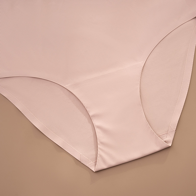Seamless High-Waist Ribbed Panty (PY800) — waistband and stretch-edge finishing detail