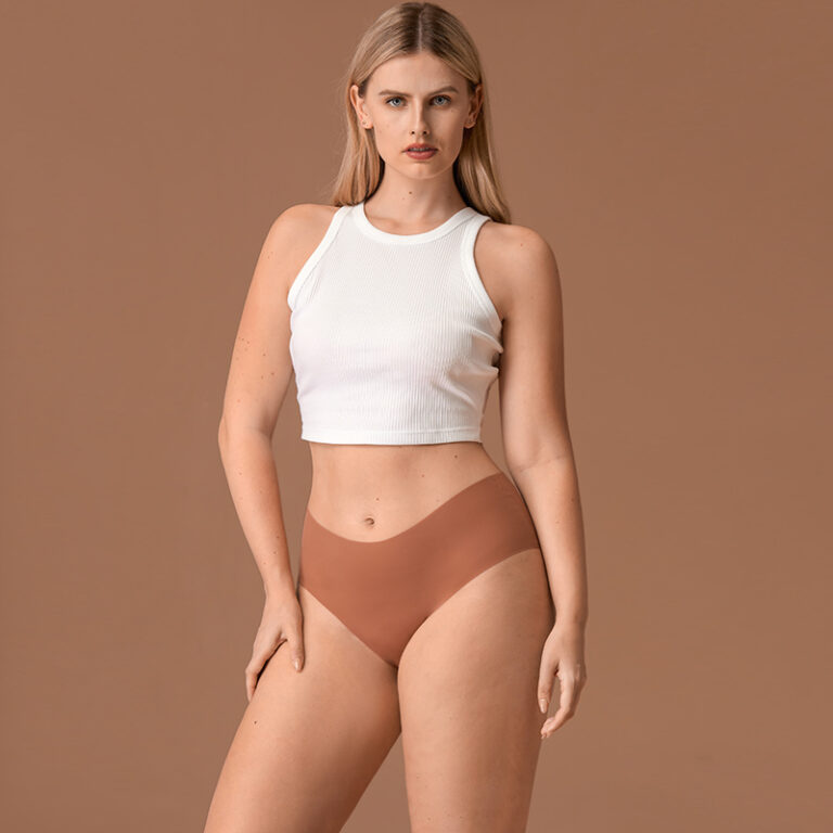Seamless No-Show Mid-Rise Brief (P0025) — mid-rise fit and coverage