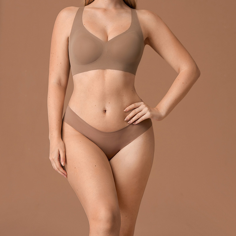 Seamless Lace Low-Rise Brief (PD135) — low-rise fit and leg-opening coverage