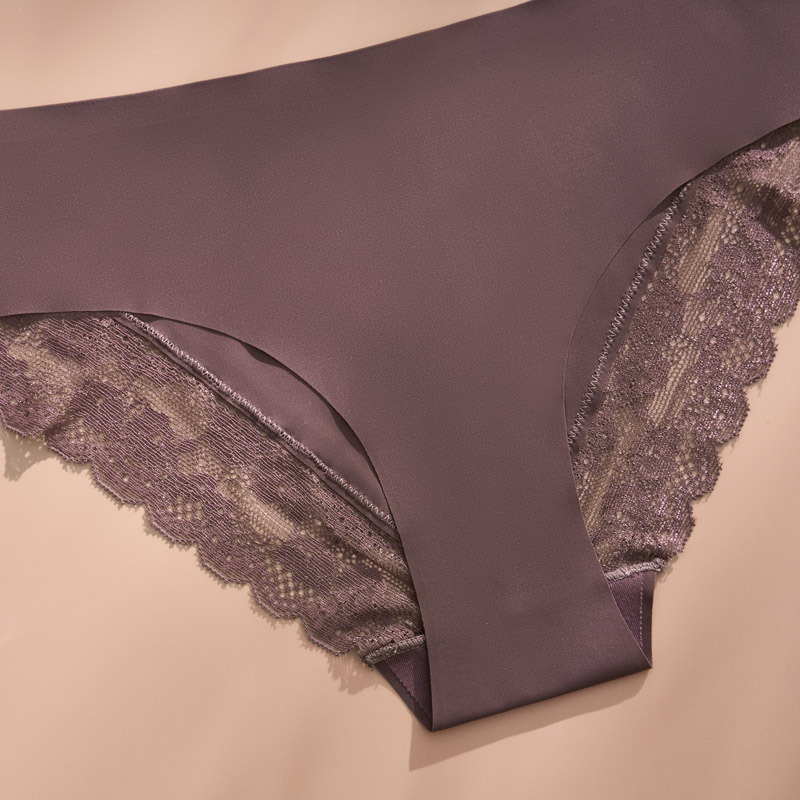 Seamless Lace Low-Rise Brief (PD135) — alternate view showing low-rise fit and leg-opening coverage