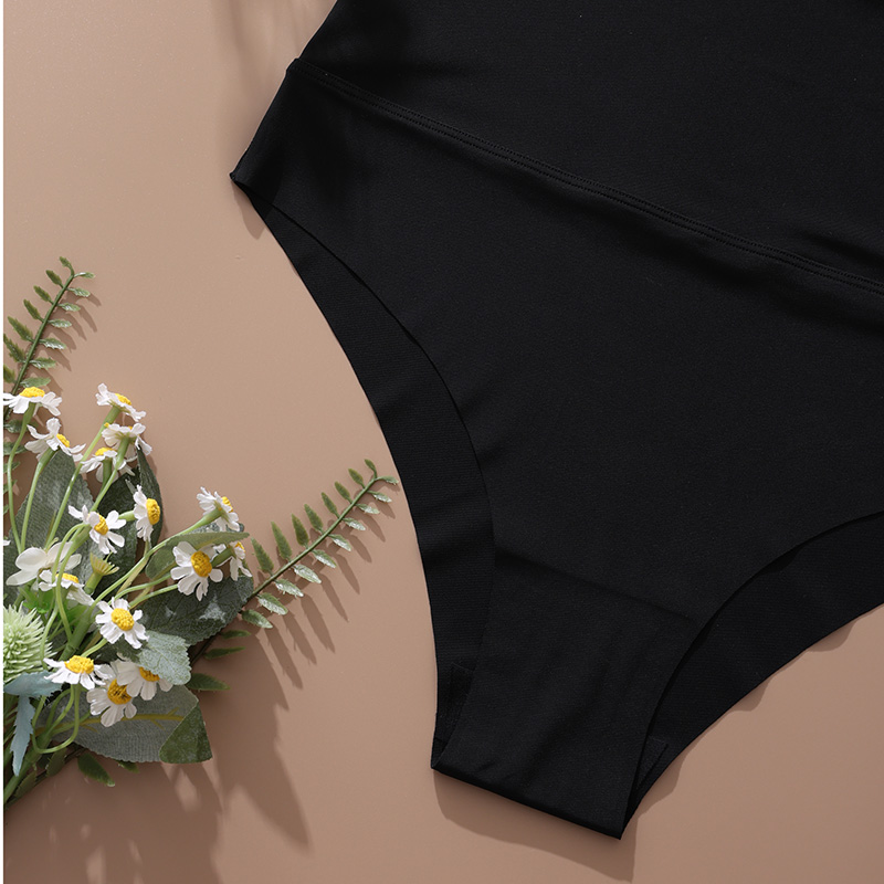 High-Waist Tummy-Control Panty (PX852) — strap, edge and anti-roll finishing detail