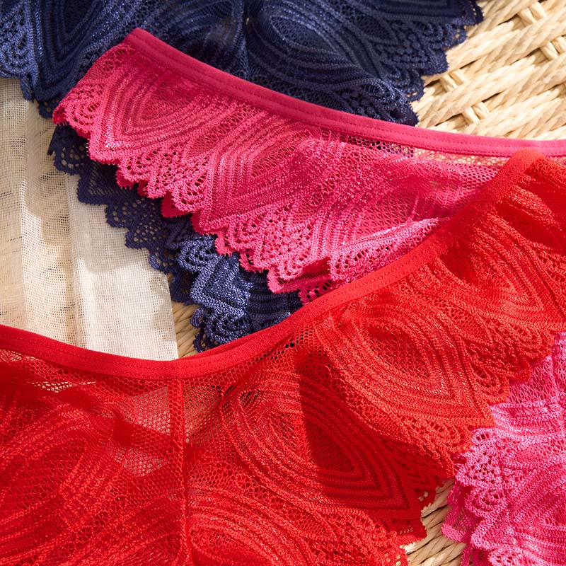 Lace Thong (PX707) — side view showing rise, leg opening and stretch recovery