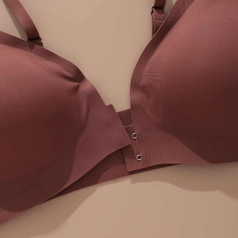Seamless Wireless Front-Closure Bra (BX129) — back closure and strap adjustment detail for OEM bra production
