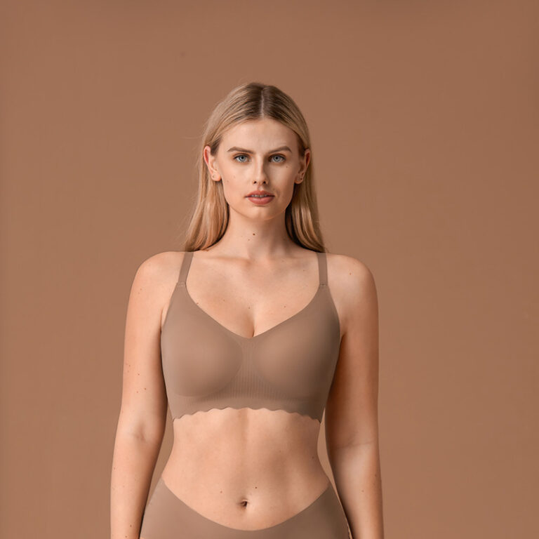 Seamless Wireless Removable-Pad Bra (BS132) — removable-pad construction and cup shaping