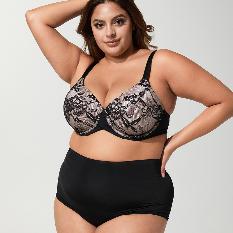 Full-Coverage Plus-Size Lace Bra (BY835PLUS) — back view showing adjustable straps and hook-and-eye closure