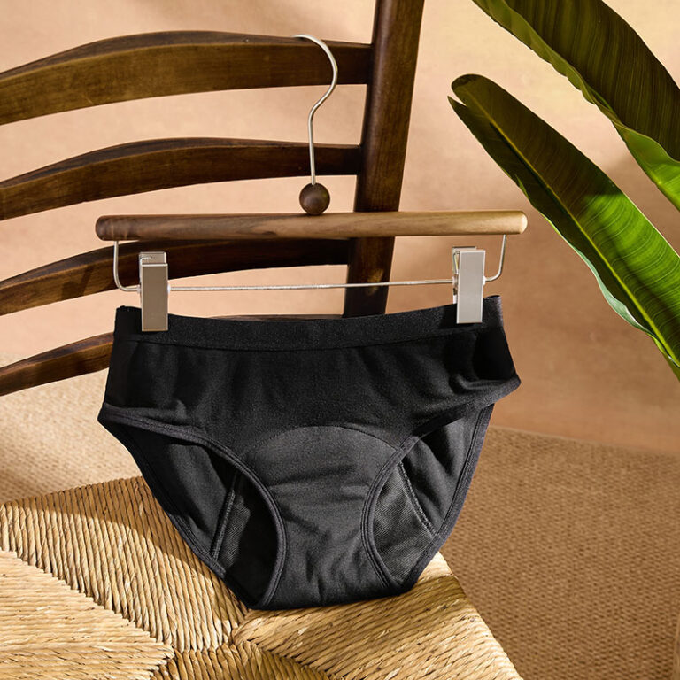 Full-Coverage Reusable Cotton Period Panty (AD106-C) — full-coverage cup and underband support