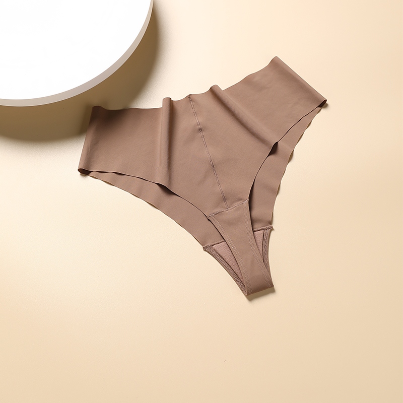 Seamless High-Waist Cotton Thong (PD213) — gusset, seam and edge construction close-up