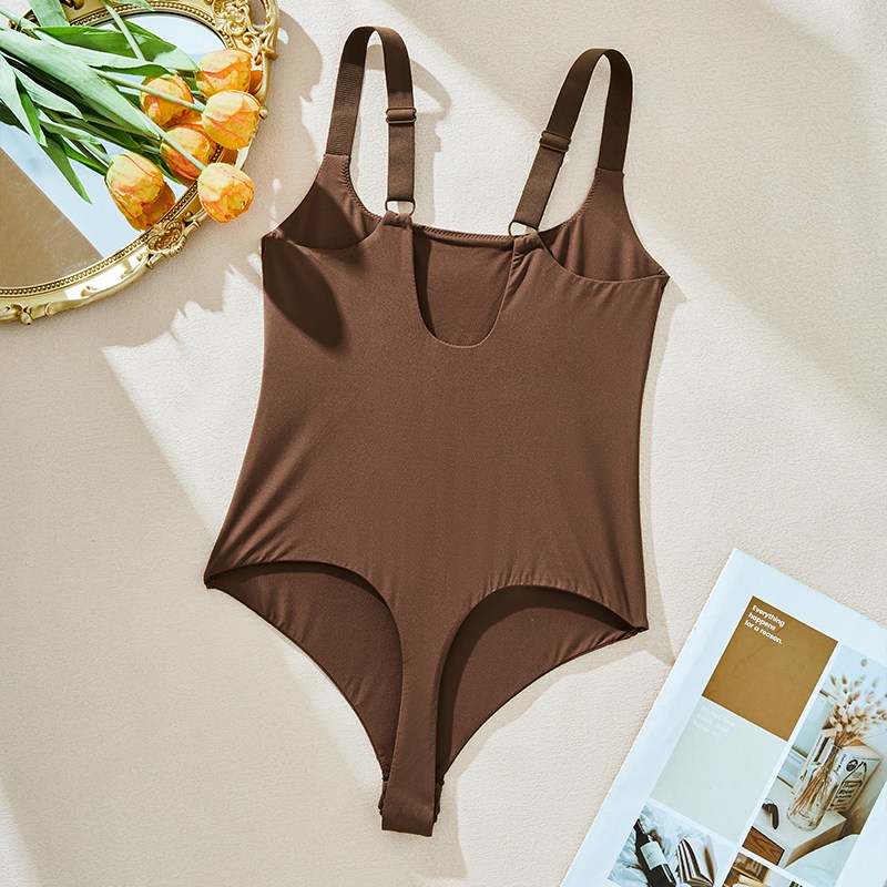 No-Show Shapewear Bodysuit (CH135) — inner label and fabric composition detail