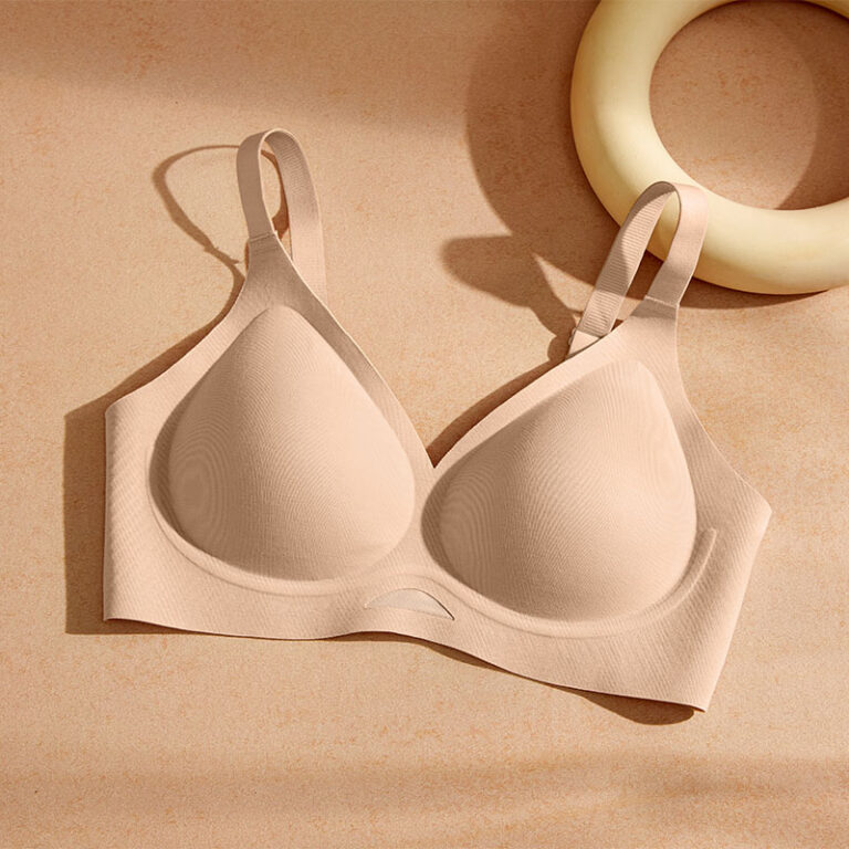 Seamless Wireless Cotton Bra (BH1838) — cotton-rich fabric and gusset construction
