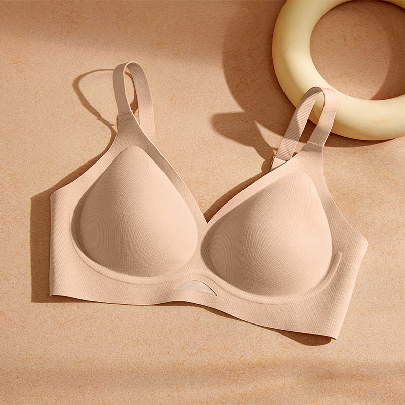 Seamless Wireless Cotton Bra (BH1838) — cotton-rich fabric and gusset construction