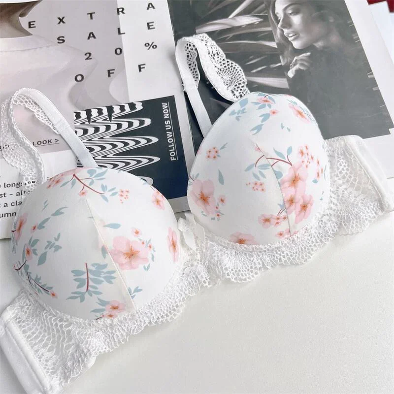 Floral lace 3/4-cup underwire bra T112 reference photo