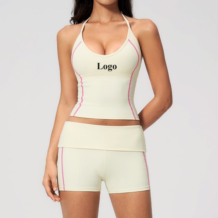 Color-Block Activewear Set: front fit showing silhouette, waistband and activewear coverage