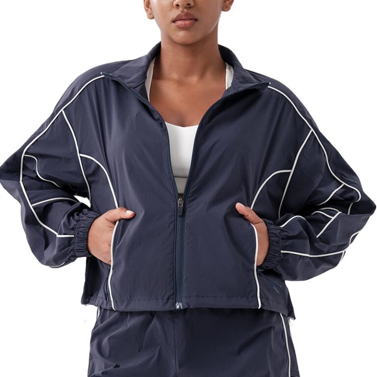 Long-Sleeve Activewear Jacket (LJ-LI-CJ01): front fit showing silhouette, waistband and activewear coverage
