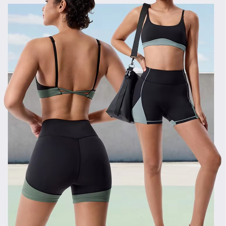 Color-Block Activewear Set: front fit showing silhouette, waistband and activewear coverage