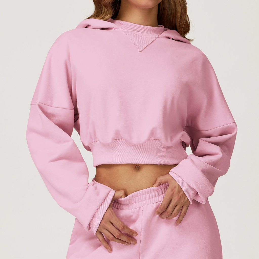 Plus-Size Activewear Set: front fit showing silhouette, waistband and activewear coverage