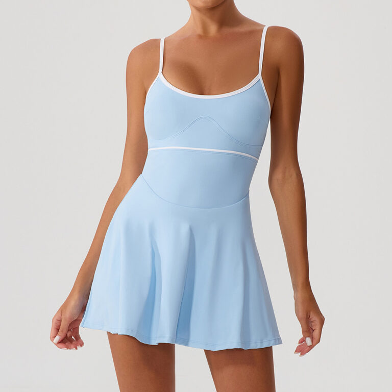 Color-Block Activewear Skirt (Z1019L): front fit showing silhouette, waistband and activewear coverage